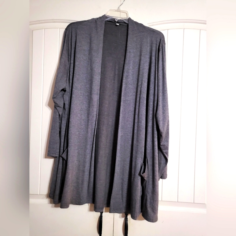 Cardigan with pockets